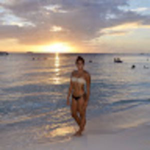 Meet your Posher, Bea